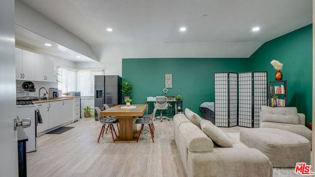 9790 Shadow Island Drive, Shadow Hills, CA 91040