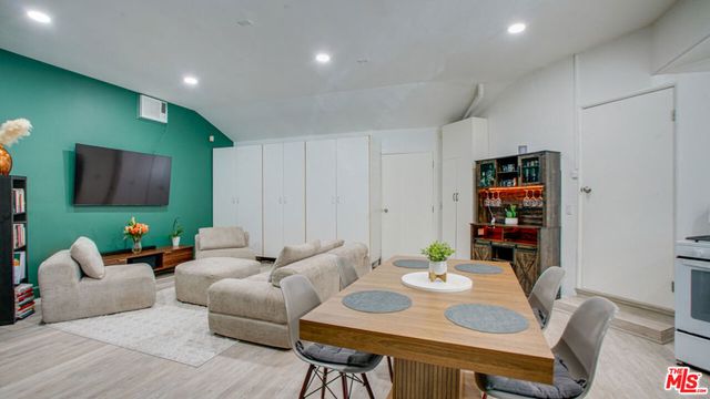 9790 Shadow Island Drive, Shadow Hills, CA 91040