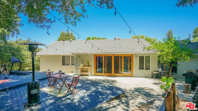 9790 Shadow Island Drive, Shadow Hills, CA 91040