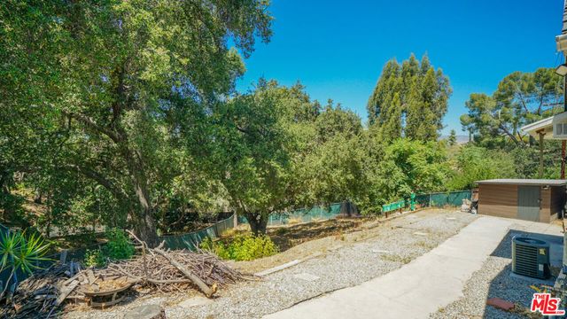 9790 Shadow Island Drive, Shadow Hills, CA 91040