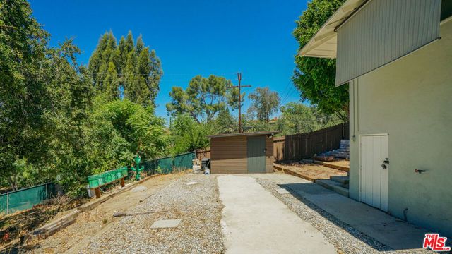 9790 Shadow Island Drive, Shadow Hills, CA 91040