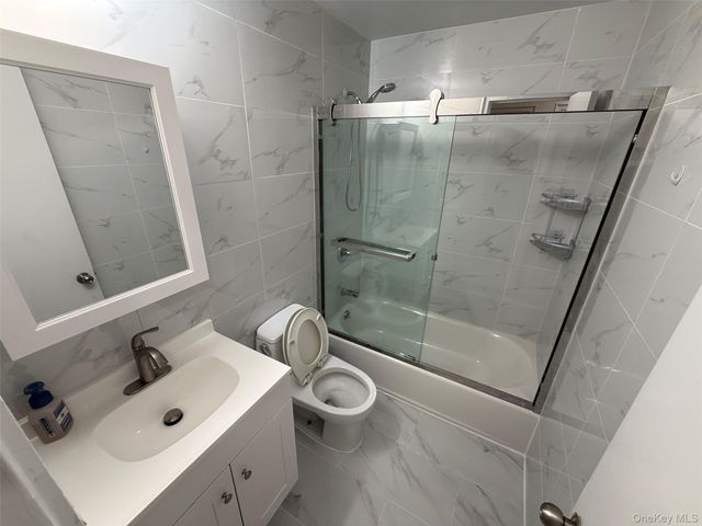 4622 59th Street 3Fl, Woodside, NY 11377