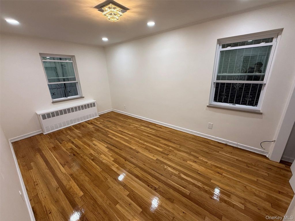 4622 59th Street 3Fl, Woodside, NY 11377