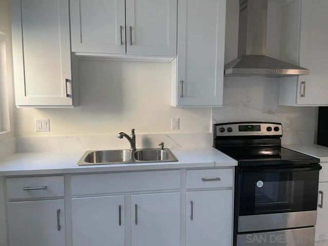 158 W 225th St J-ADU, Carson, CA 90745