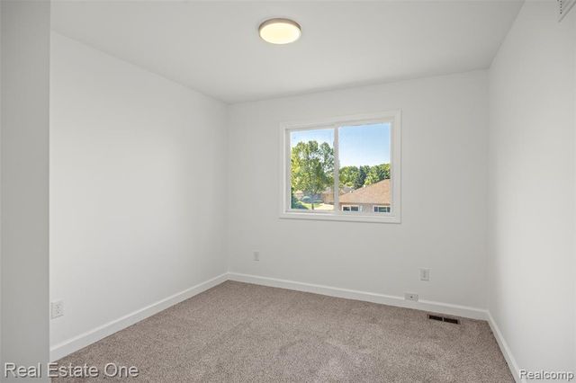 2202 Prescott Drive, Troy, MI 48083