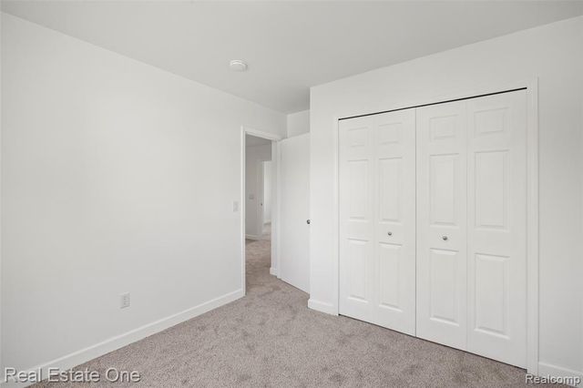 2202 Prescott Drive, Troy, MI 48083