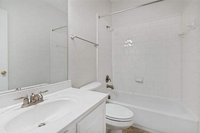 15721 Landing Creek Lane, Fort Worth, TX 76262