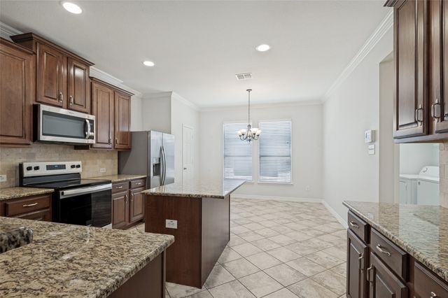 15721 Landing Creek Lane, Fort Worth, TX 76262