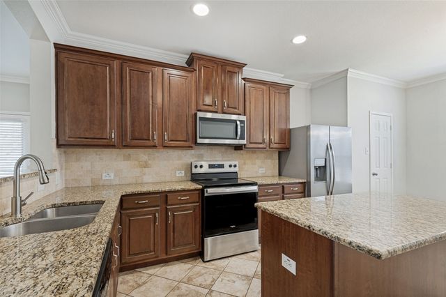 15721 Landing Creek Lane, Fort Worth, TX 76262