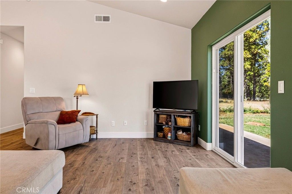 Image 16 of property listing at 7174 Clark, Paradise, CA 95969