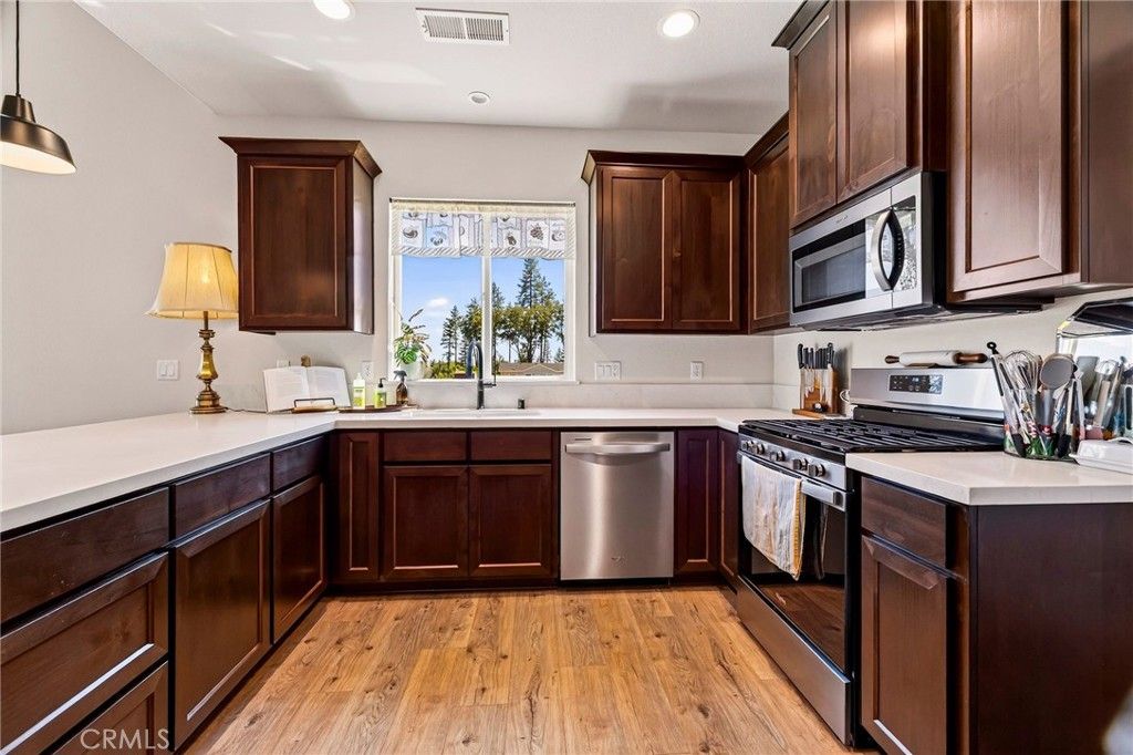 Image 4 of property listing at 7174 Clark, Paradise, CA 95969
