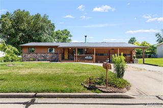 85 Susan Drive, St Charles, MO 63301