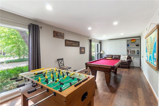 2120 Carter Lake Drive, College Station, TX 77845