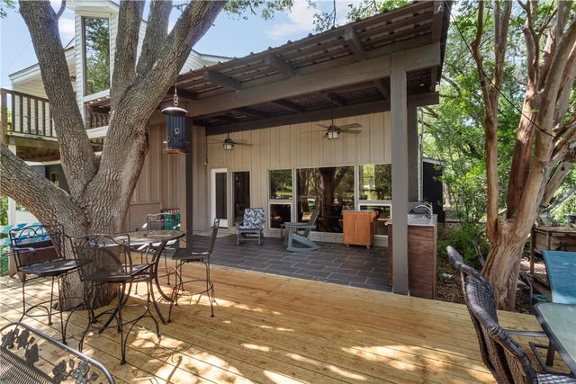 2120 Carter Lake Drive, College Station, TX 77845