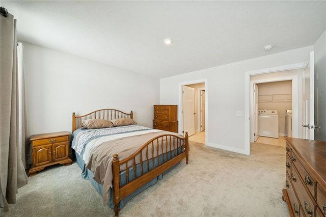 1021 Moria Ct, Penn Twp, PA 15623