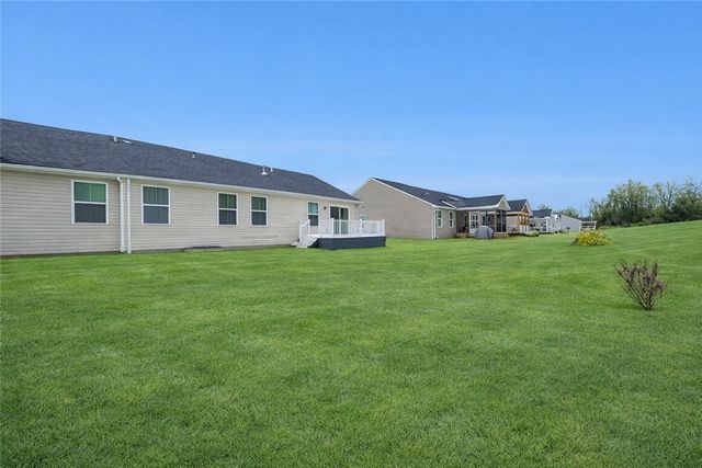 1021 Moria Ct, Penn Twp, PA 15623