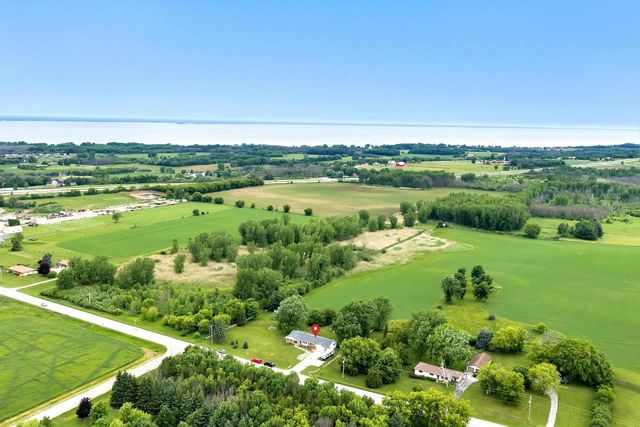 4325 CHAMPION ROAD, New Franken, WI 54229