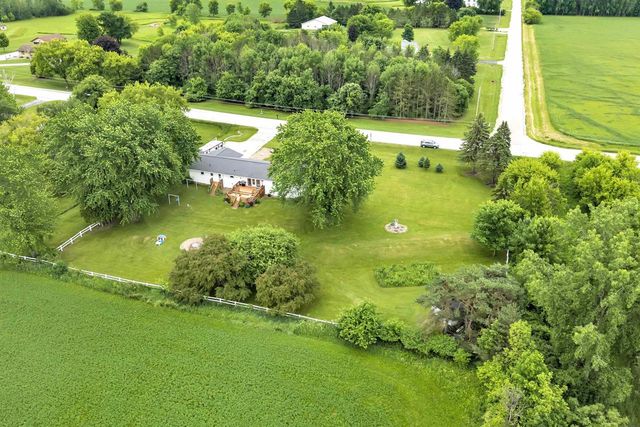 4325 CHAMPION ROAD, New Franken, WI 54229