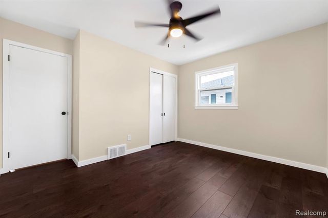 22635 California Street, Saint Clair Shores, MI 48080