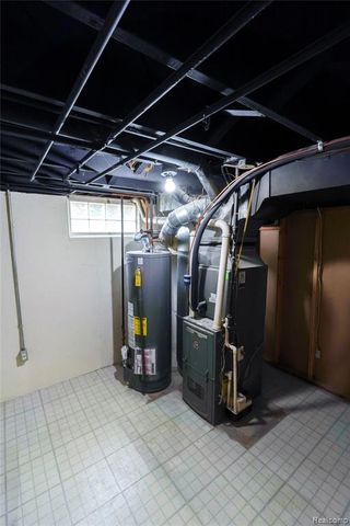 22635 California Street, Saint Clair Shores, MI 48080