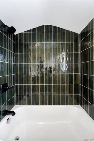 22635 California Street, Saint Clair Shores, MI 48080