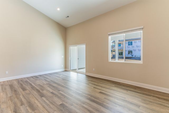 8303 Bluff Drive, Unit B, Alexandria, KY 41001
