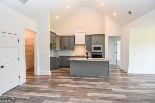 158 Conner Lane, Williamson, GA 30292