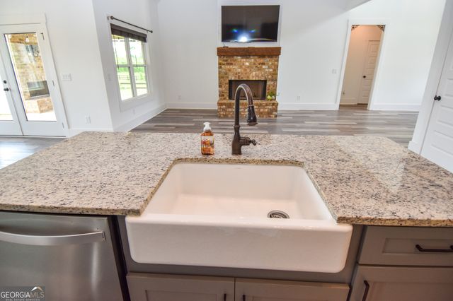 158 Conner Lane, Williamson, GA 30292