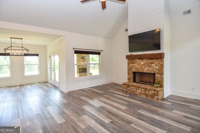 158 Conner Lane, Williamson, GA 30292