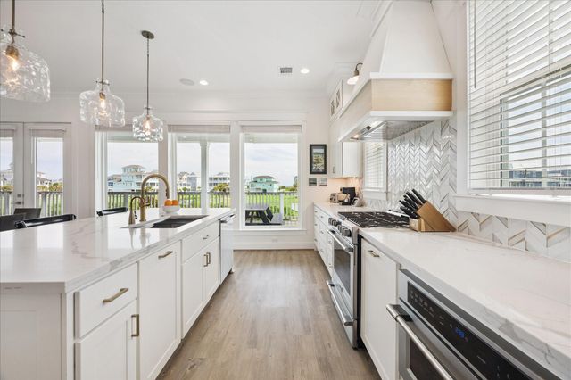 25919 Glossy Ibis Way, Galveston, TX 77554