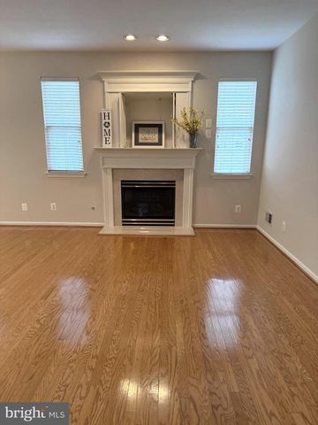 1 CASERTA DRIVE DR, Sewell, NJ 08080