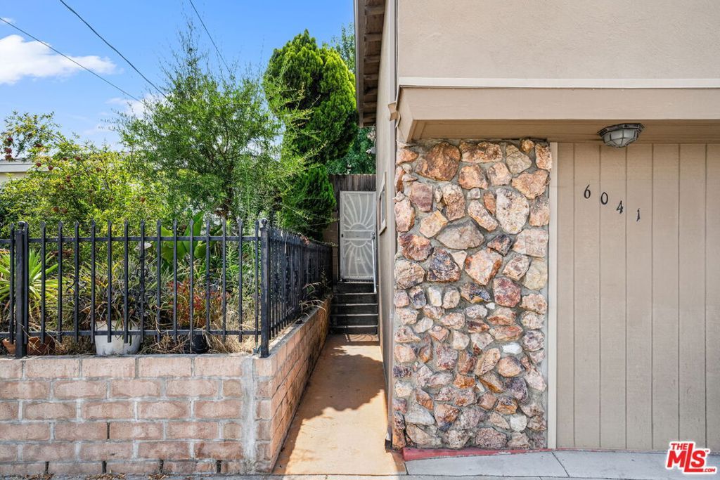 6041 Cleon Avenue, North Hollywood, CA 91606 — exterior