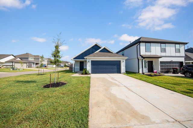 2360 Mooneye Court, Conroe, TX 77384