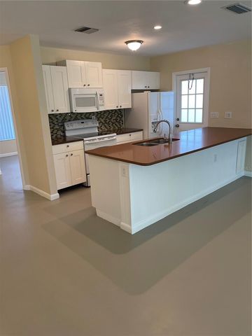 6185 DEMING AVENUE, North Port, FL 34287