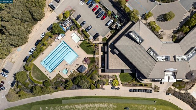 6 Tullach Pl, Hayward, CA 94542