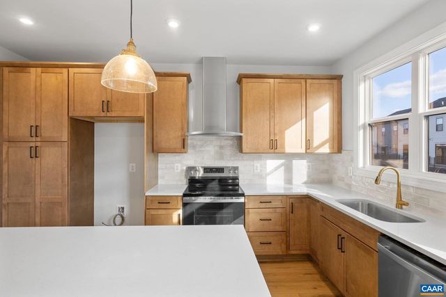 2019 LARKIN AVE, Crozet, VA 22932