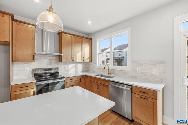 2019 LARKIN AVE, Crozet, VA 22932