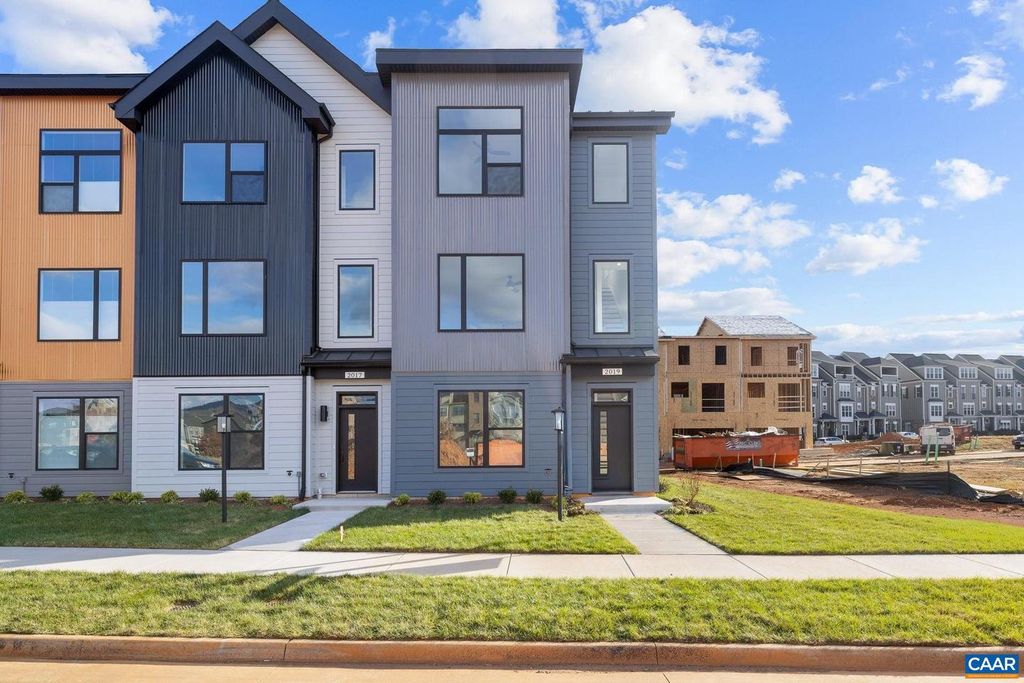 2019 LARKIN AVE, Crozet, VA 22932