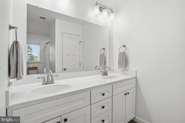 126 STELLA CT, Stephens City, VA 22655