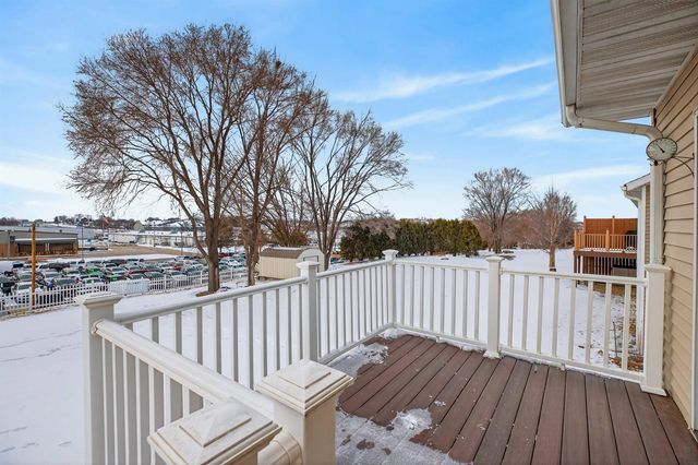 1234 Hummingbird Circle, Waterloo, IA 50702