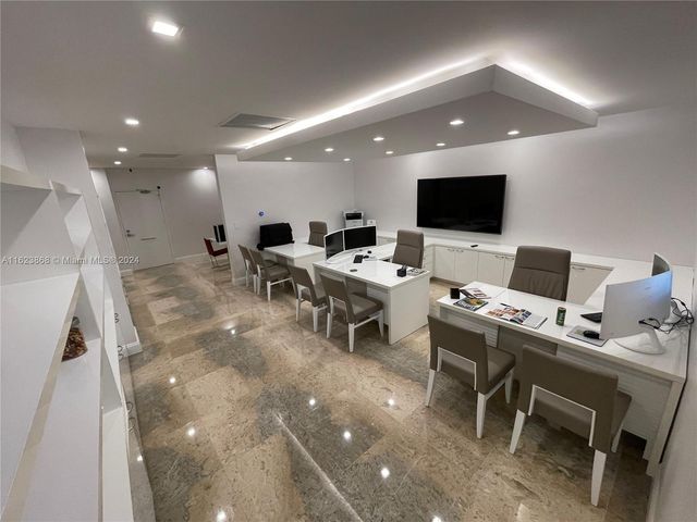 3800 S Ocean Dr 212, Hollywood, FL 33019