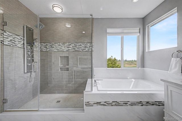 1820 Lochmore Drive, Longmont, CO 80504