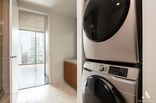 600 N FAIRBANKS Court 2809, Chicago, IL 60611