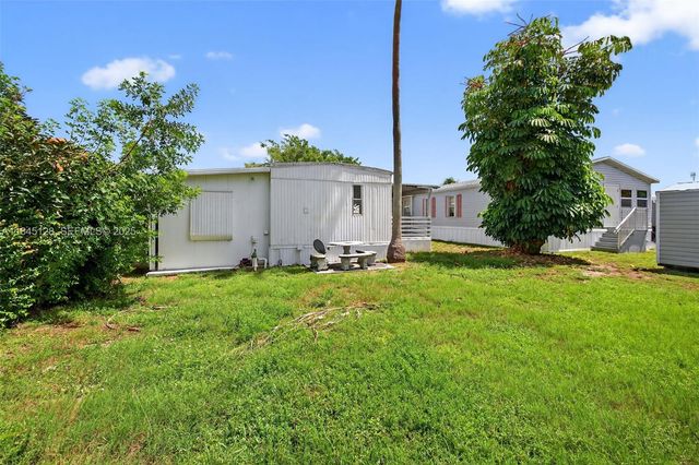 2430 SW 53rd Street, Dania Beach, FL 33312
