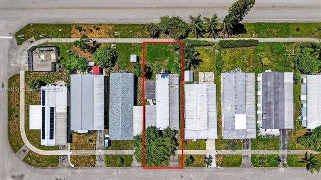 2430 SW 53rd Street, Dania Beach, FL 33312