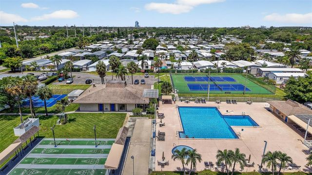 2430 SW 53rd Street, Dania Beach, FL 33312