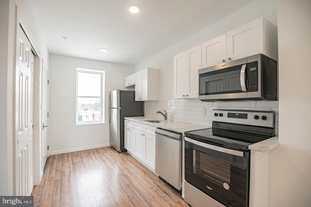 2630 RIDGE AVE, Philadelphia, PA 19121