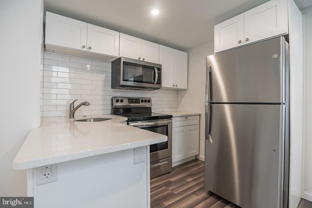 2630 RIDGE AVE, Philadelphia, PA 19121