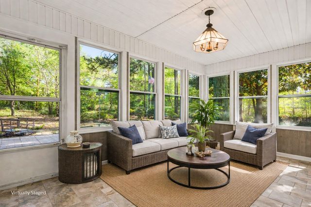 9374 Pinckney Ln., Murrells Inlet, SC 29576