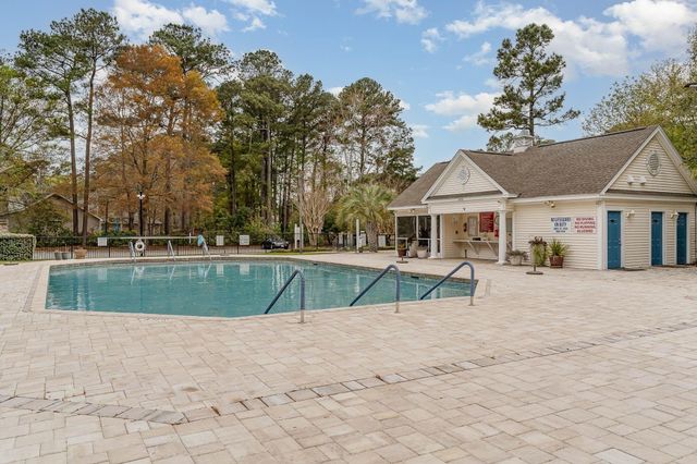 9374 Pinckney Ln., Murrells Inlet, SC 29576